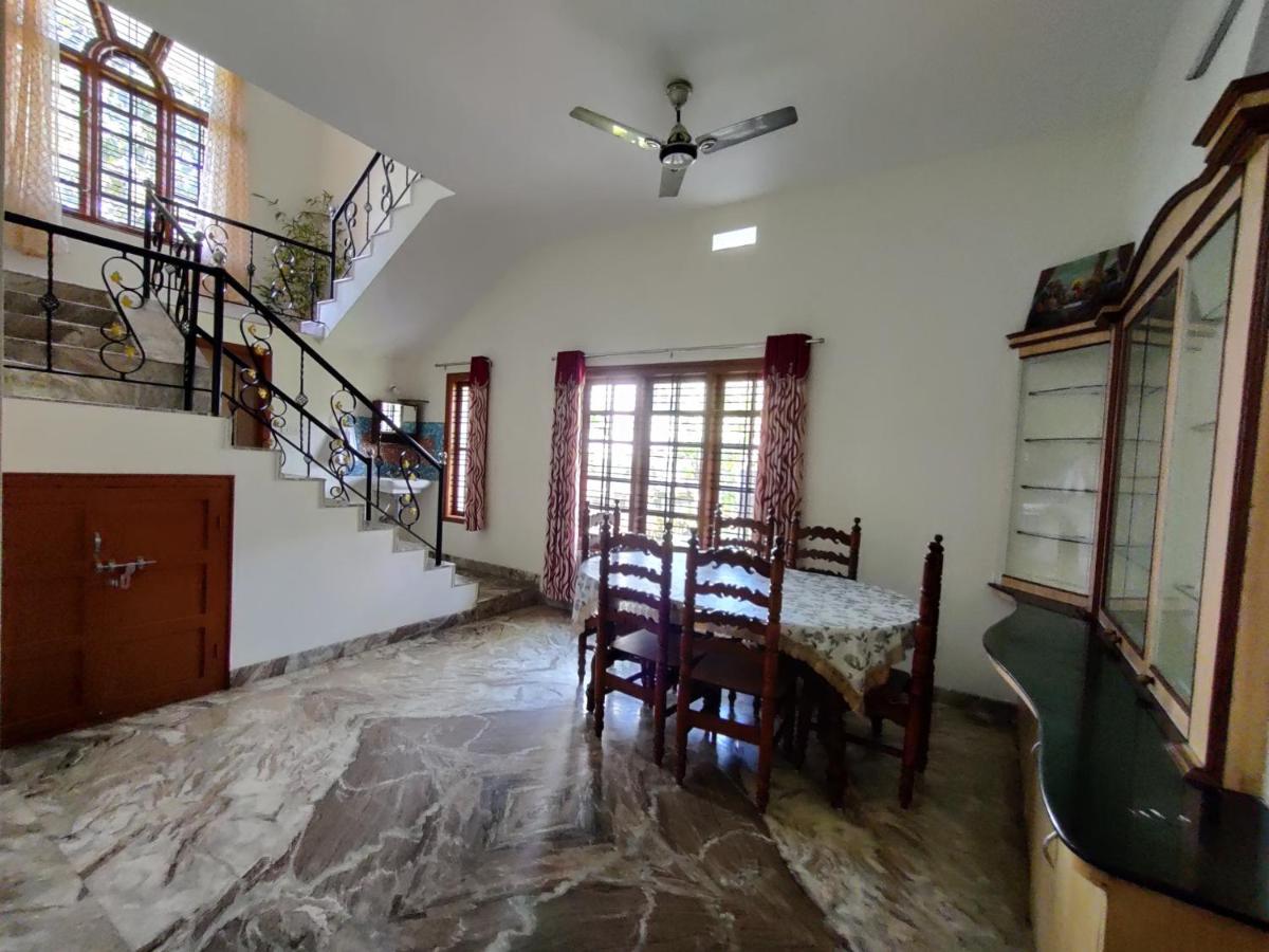 St. Antony Homestay Mangalore Luaran gambar