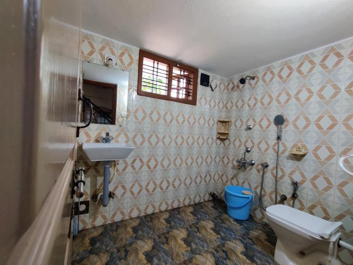St. Antony Homestay Mangalore Luaran gambar