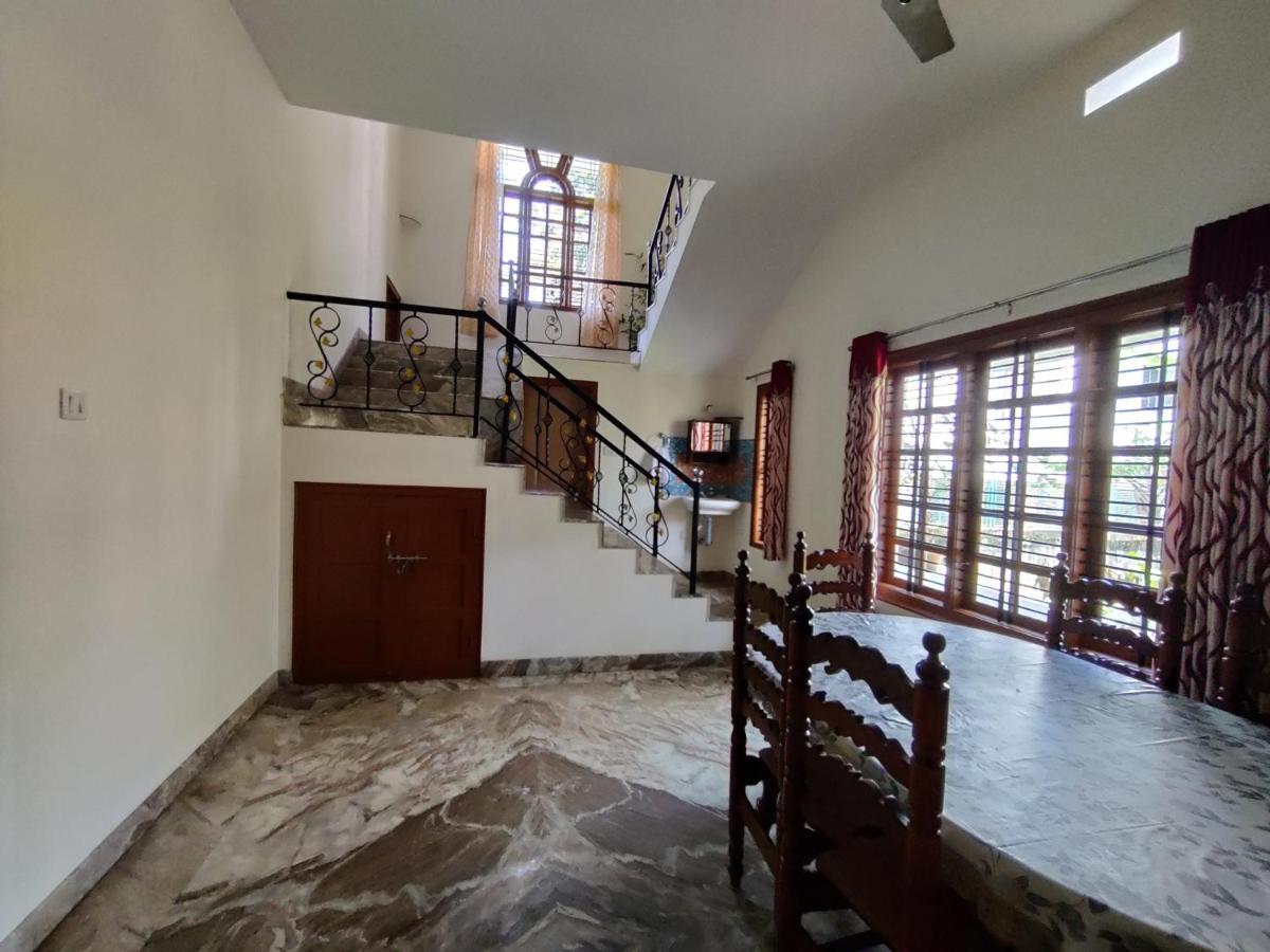 St. Antony Homestay Mangalore Luaran gambar