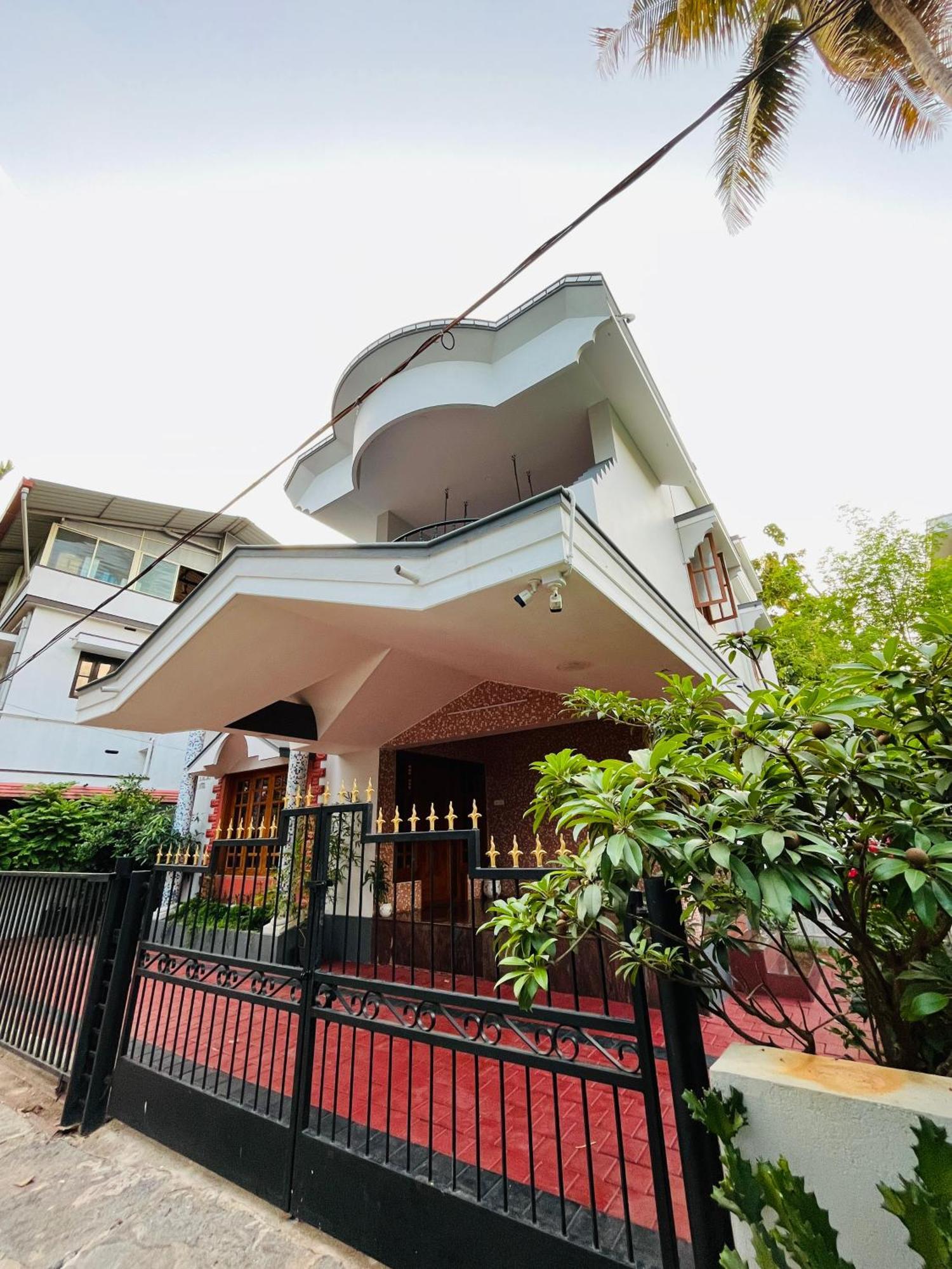 St. Antony Homestay Mangalore Luaran gambar
