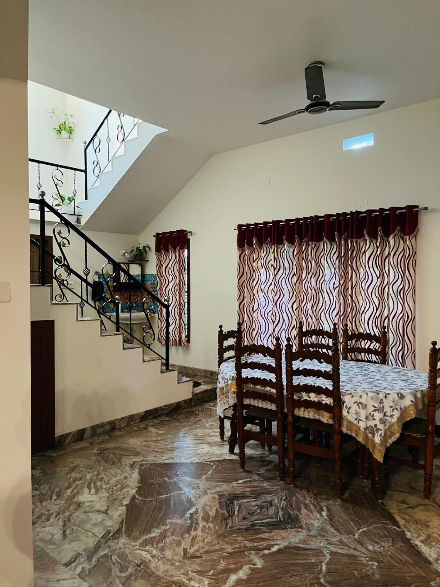 St. Antony Homestay Mangalore Luaran gambar