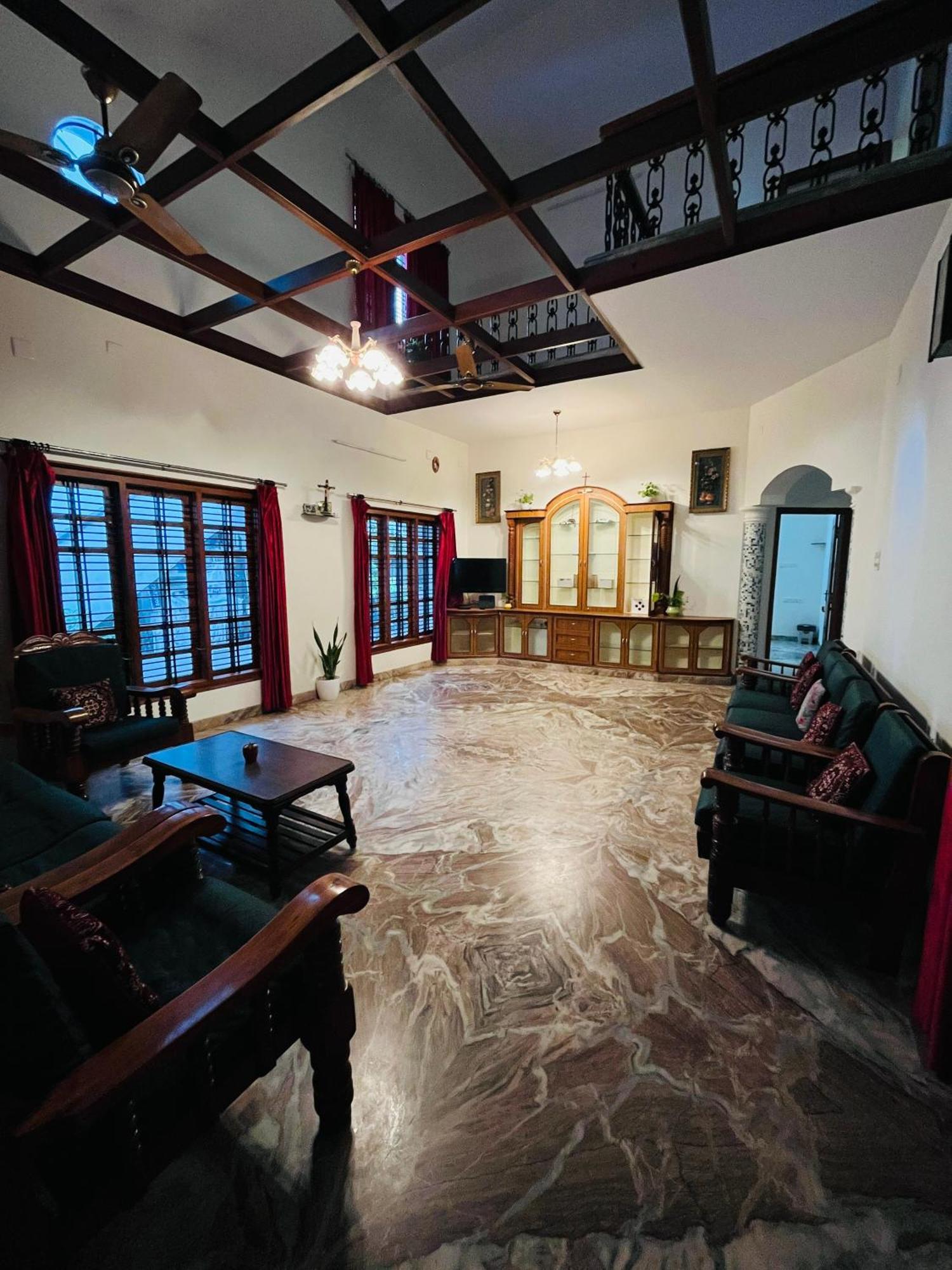 St. Antony Homestay Mangalore Luaran gambar