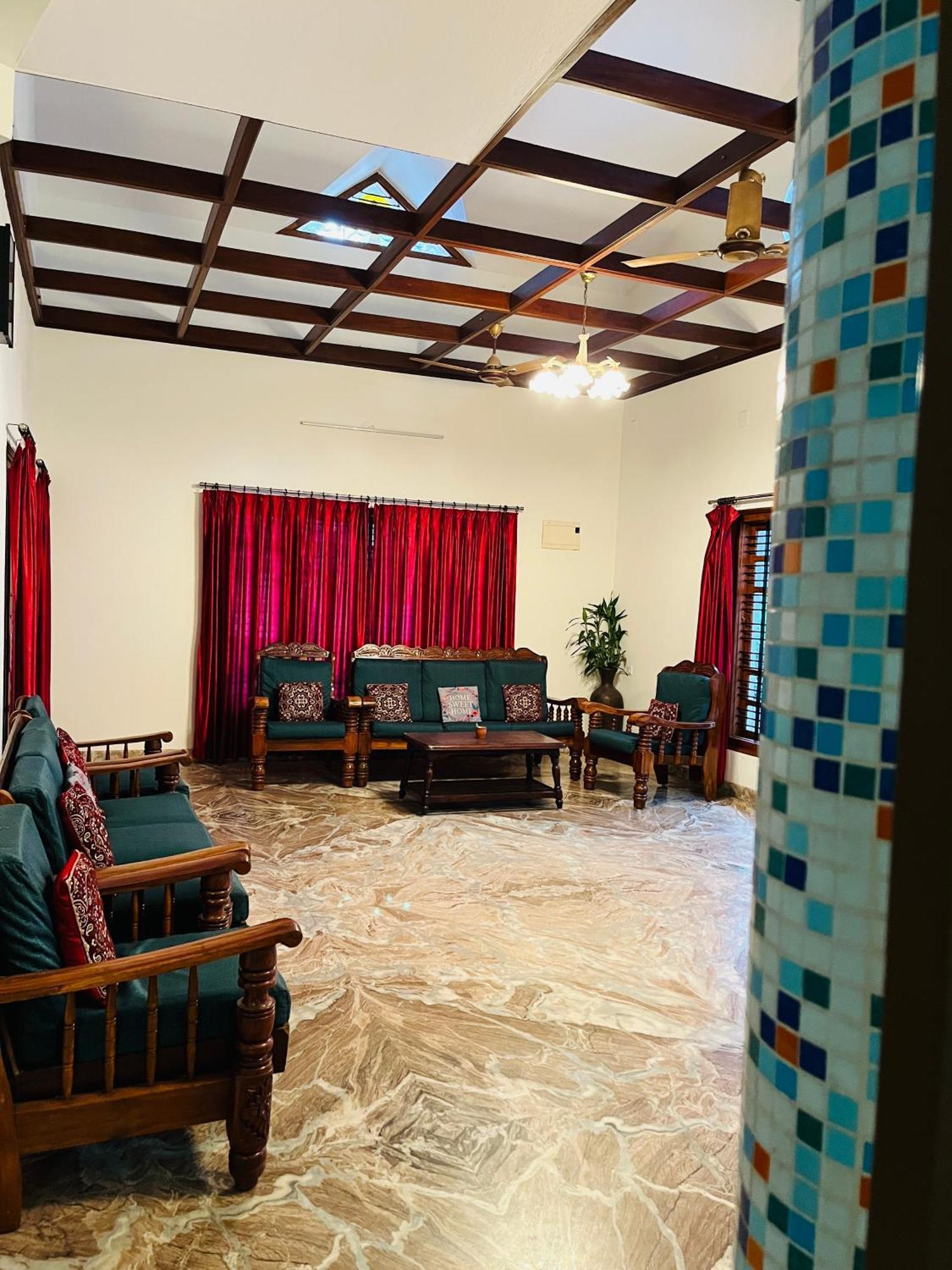 St. Antony Homestay Mangalore Luaran gambar